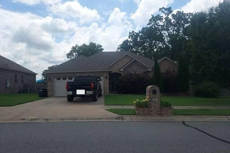1st image of 2732 Rock Ridge Dr