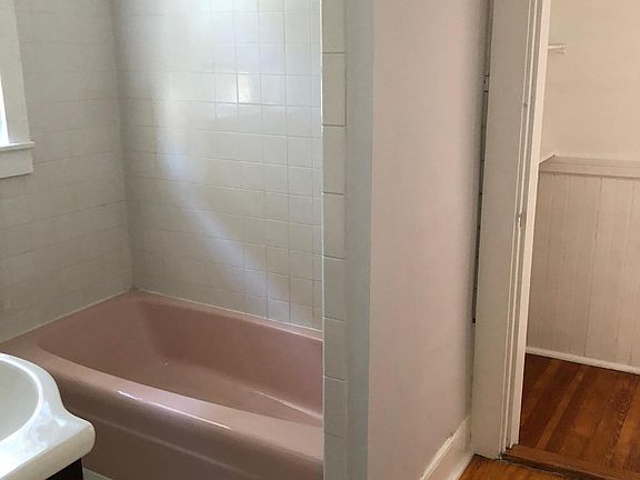 3rd image of 13 Prince St Floor 1