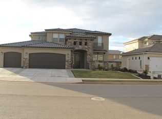 3350 S Castlefield Dr, Washington, UT 84780