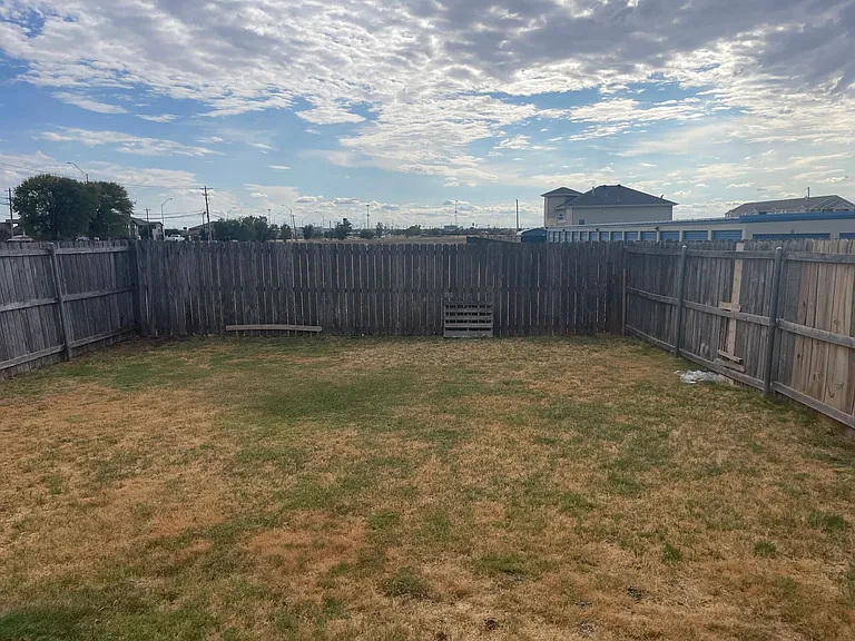 2449 Patriot Commons Rd — Photo 25