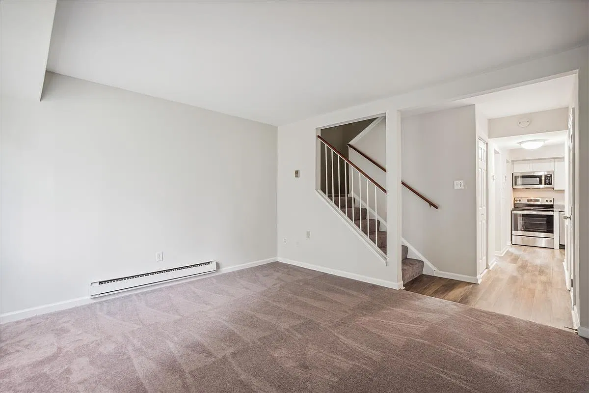 8857 Tamebird Ct — Photo 3