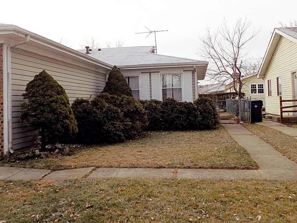 1st image of 121 Golden Dr