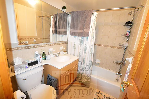 Rented by City Stop Realty | media 22