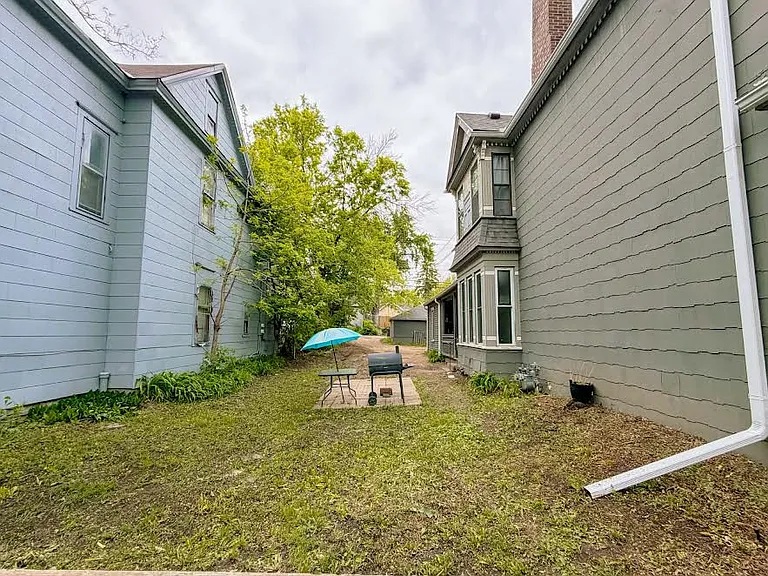 963 Minnehaha Ave E #1 — Photo 3