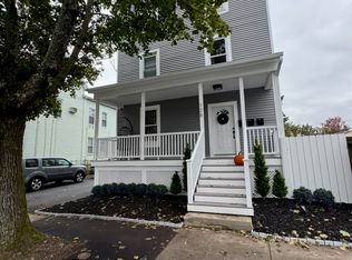 128 Flint St, Lynn, MA 01905