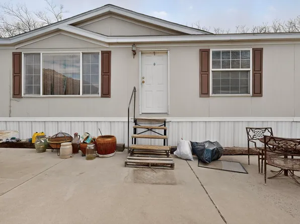 29 Knight Ln SE, Albuquerque, NM 87123