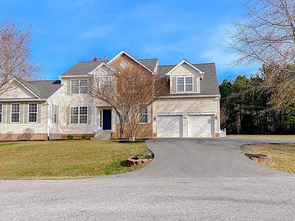 3rd image of 44180 Cross Bow Ln