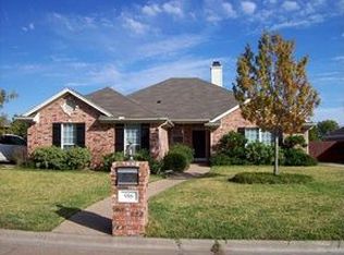 916 Cheyenne Trl, Hewitt, TX 76643