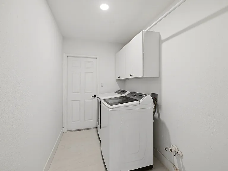 5224 Vistamere Ct — Photo 49