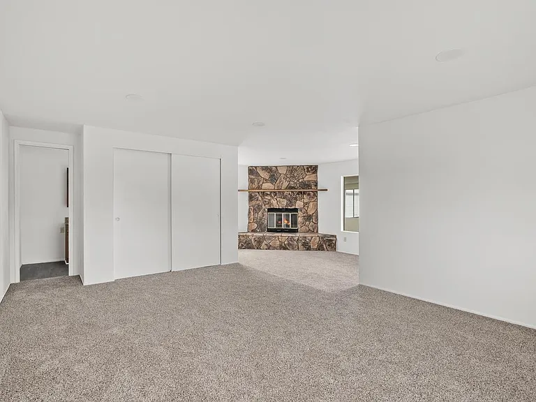 8629 Stanwell St — Photo 21