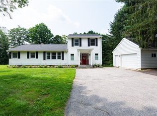 727 Watertown Rd, Middlebury, CT 06762