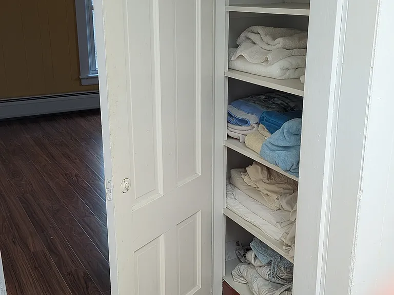 83 Frost Pl #2 — Photo 4