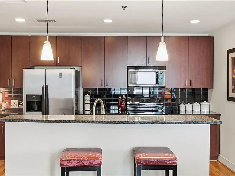 44 Peachtree Pl NW #424 — Photo 7