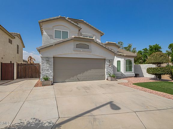 3rd image of 1232 N 158TH Drive