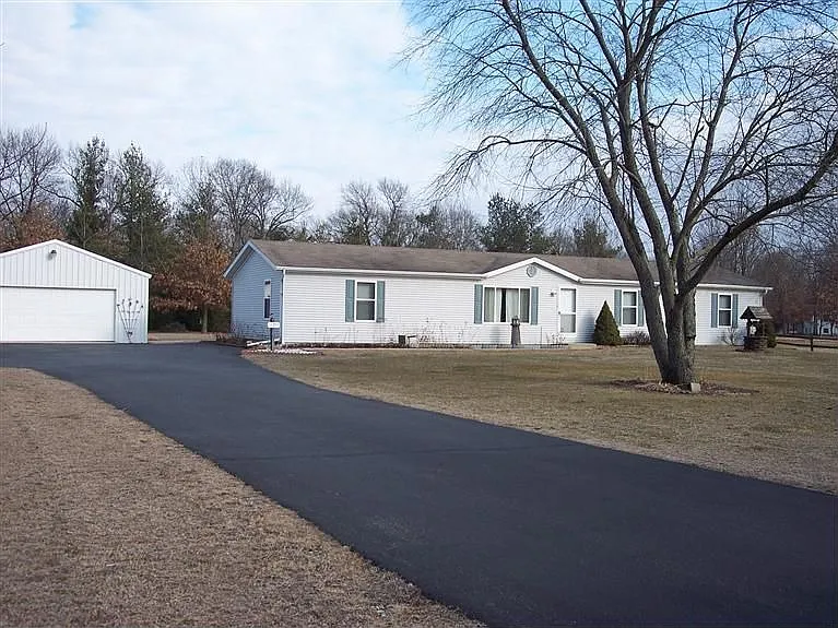 11355 N 568 E photo 1