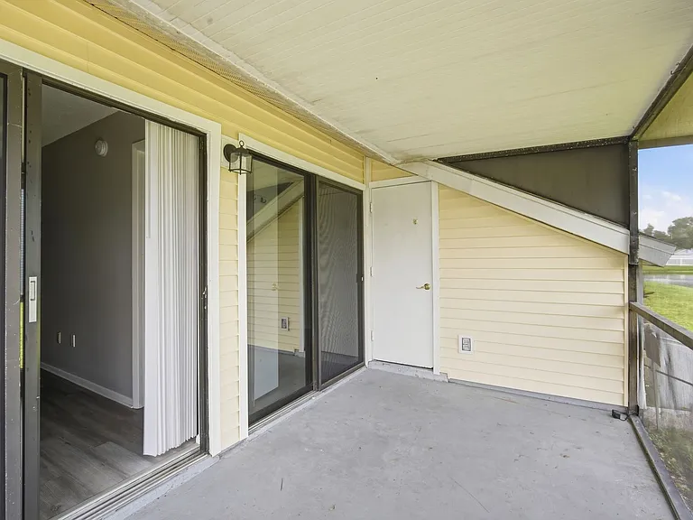 5401 Britwell Ct — Photo 22