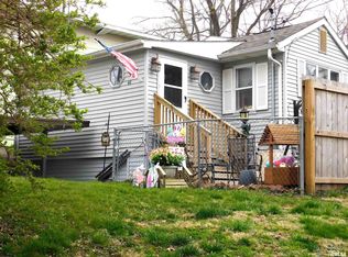 16215 Camaron Ave, Petersburg, IL 62675