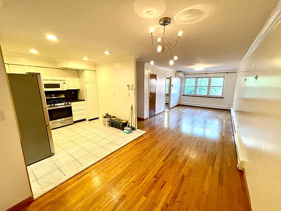 4th image of 30-14 70th St #2B