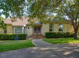 301 Riverhill Blvd, Kerrville, TX 78028