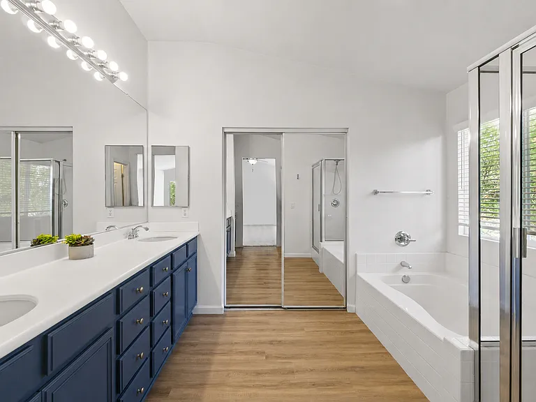 23764 Cloverleaf Way — Photo 28