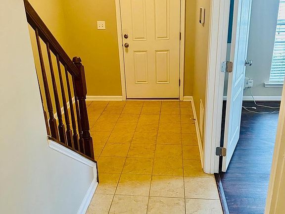5th image of 1700 Walcott Ln #1