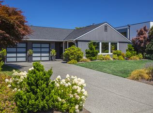 9710 NE 13th St, Clyde Hill, WA 98004