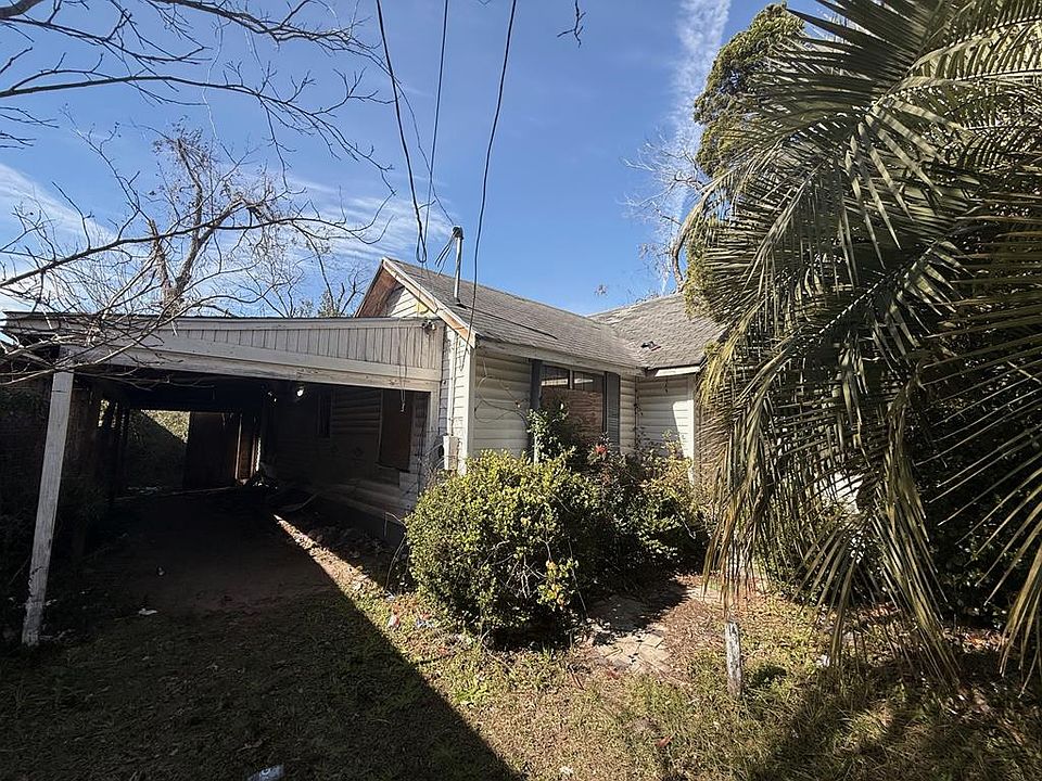 1st image of 1016 N Troup St