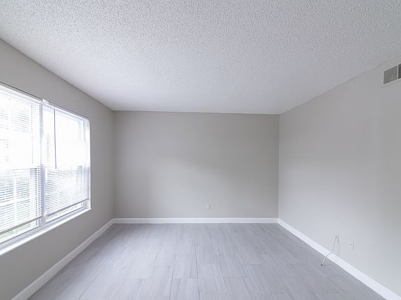 3rd image of 2340 Wanda Ct #17331239