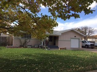 1322 Sunset Ave, Liberal, KS 67901