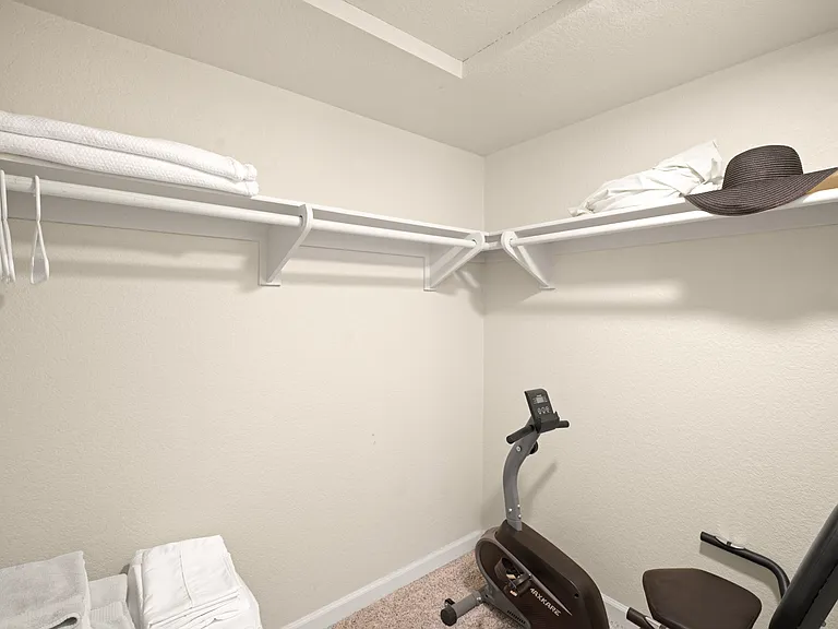 41385 W Woodhaven Dr — Photo 15