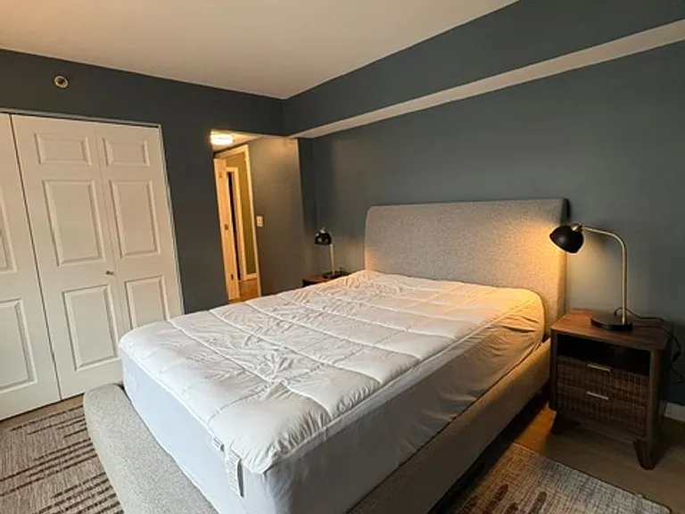 7500 Woodmont Ave #907 — Photo 23
