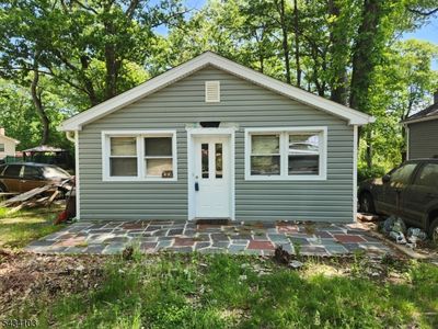 13 E Madison Trl, Hopatcong, NJ, 07843