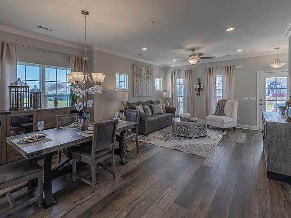 5th image of 305 Moria Cir #215