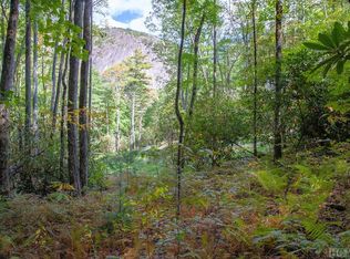 151 Lonesome Valley Rd, Sapphire, NC 28774
