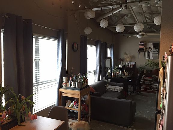 4th image of 610 Central Ave SW APT 4G