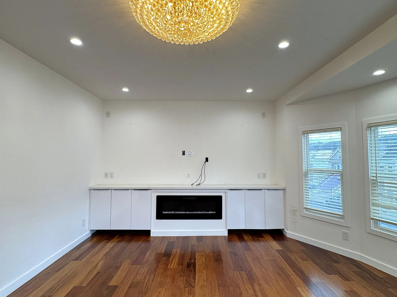 3 bed, 1120 sqft, $7,000 — Photo 3