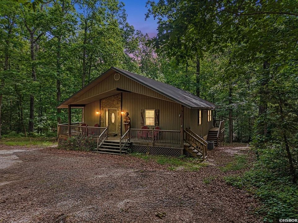 1st image of 61 Muscadine Ln