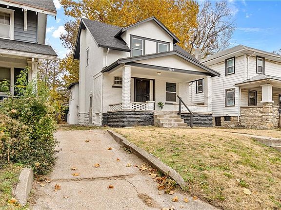 2nd image of 3307 Agnes Ave