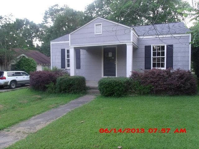 1st image of 611 S Natchez