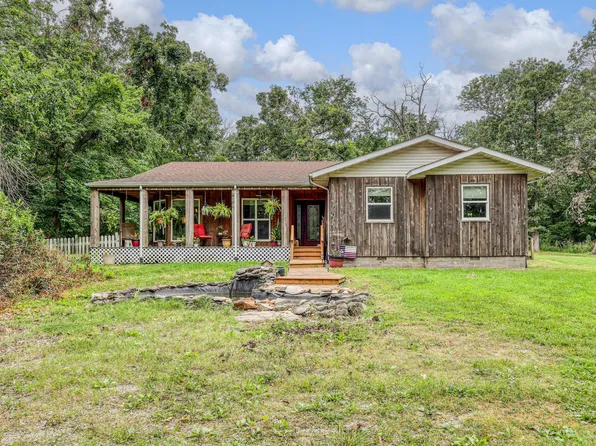 411 SE 100th Lane, Golden City, MO 64748