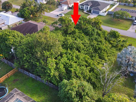 3rd image of 2220 SE Glover Street