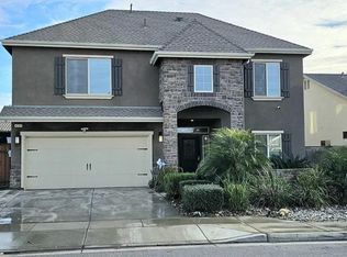 9211 Woodbrook Dr, Shafter, CA 93263