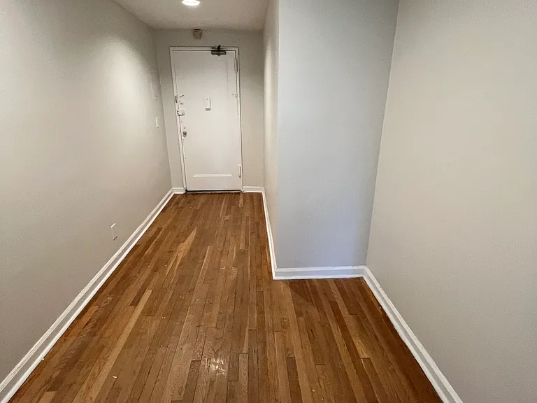 1034 Kennedy Blvd — Photo 5