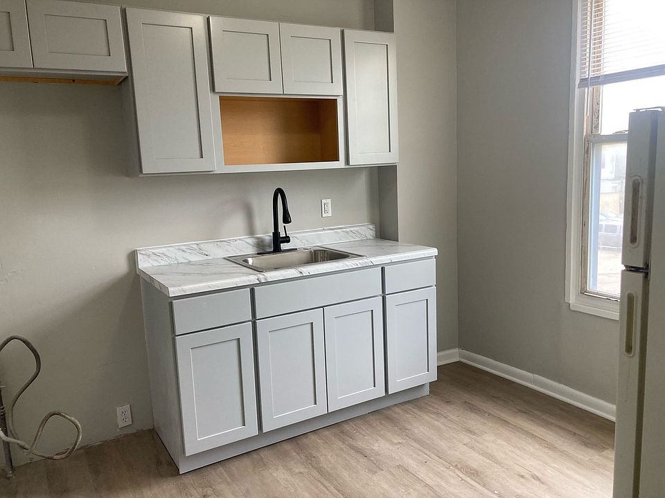 1st image of 5220 W Girard Ave Floor 2