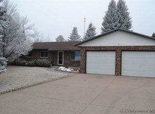 5612 Powderhouse Rd, Cheyenne, WY 82009