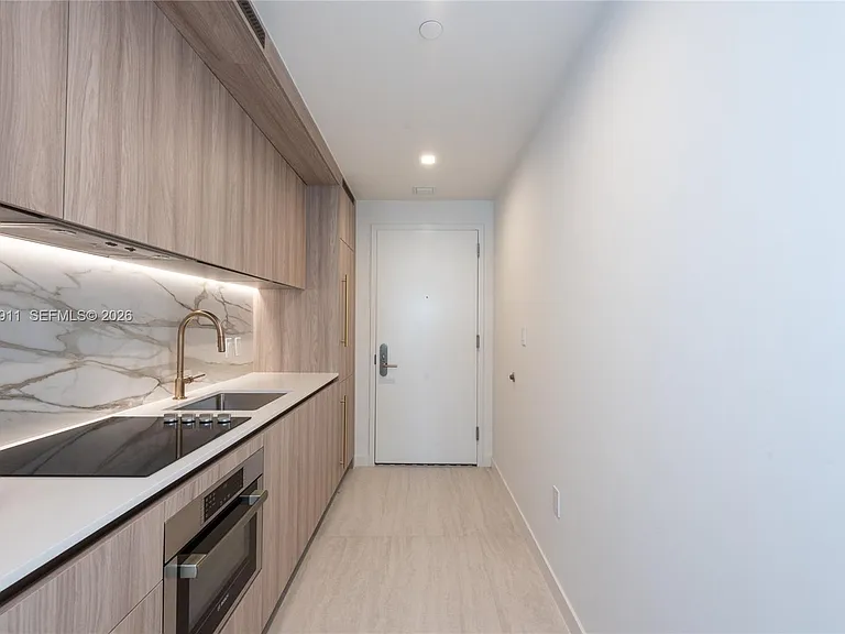 77 SE 5th St #1804 — Photo 2