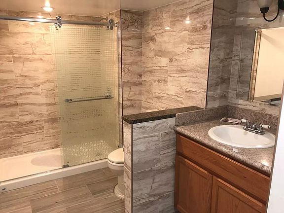 5th image of 1524 Woodroyal East Dr