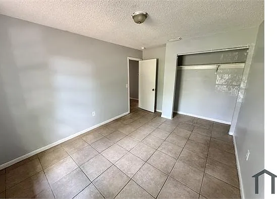 911 N Iowa Ave #2 — Photo 5