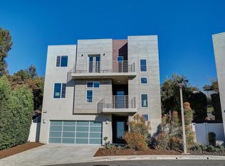 1549 N Mercury Dr, Los Angeles, CA 90042