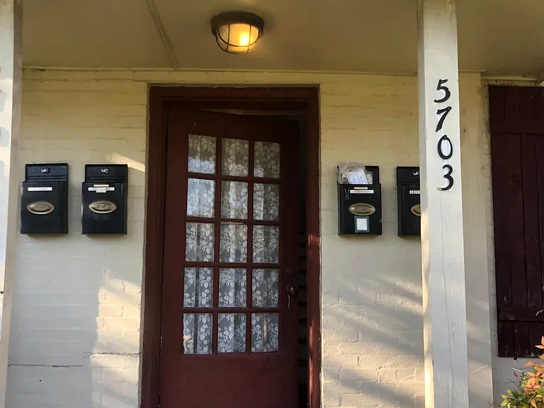 5701 Hudson St — Photo 4